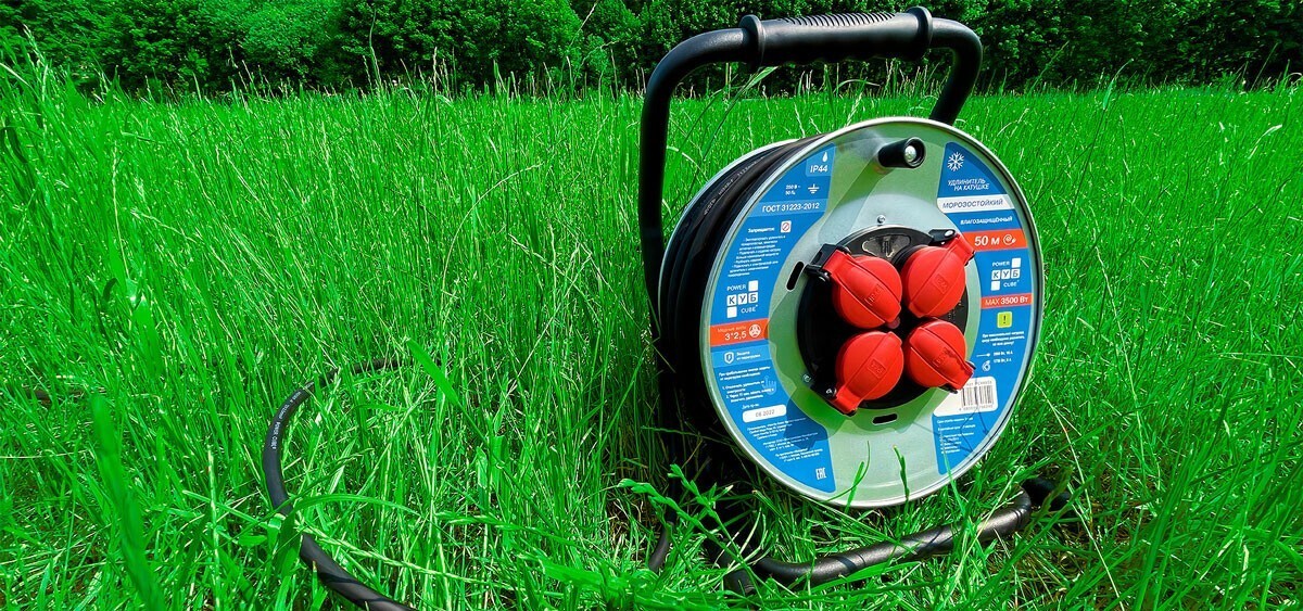 Сетевые шнуры и кабели питания